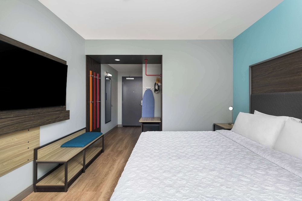 tru by hilton norco eastvale