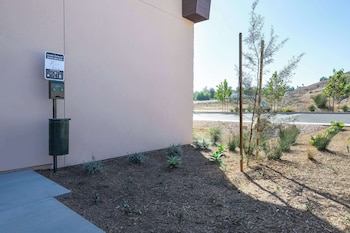 tru by hilton norco eastvale