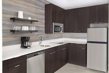 residence inn detroit dearborn