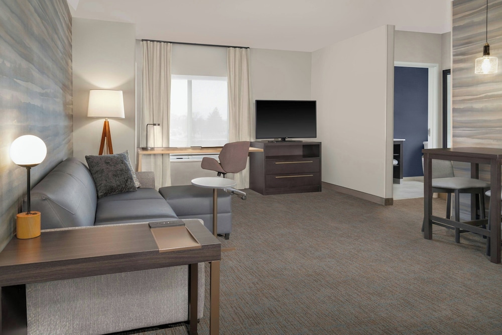 residence inn detroit dearborn