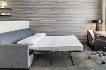 residence inn detroit dearborn