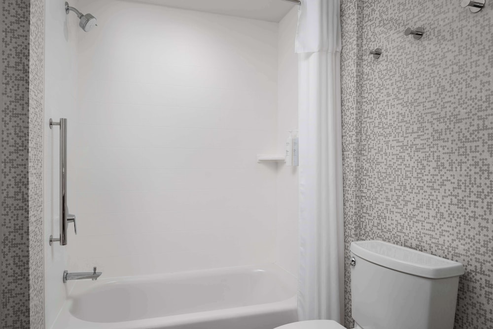 home2 suites by hilton winter haven