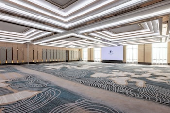 doubletree by hilton vientiane