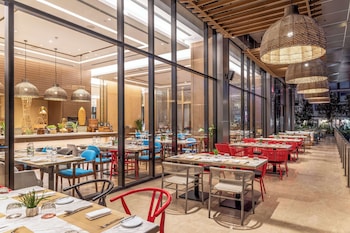 doubletree by hilton vientiane