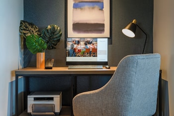 atwell suites kansas city airport an ihg hotel