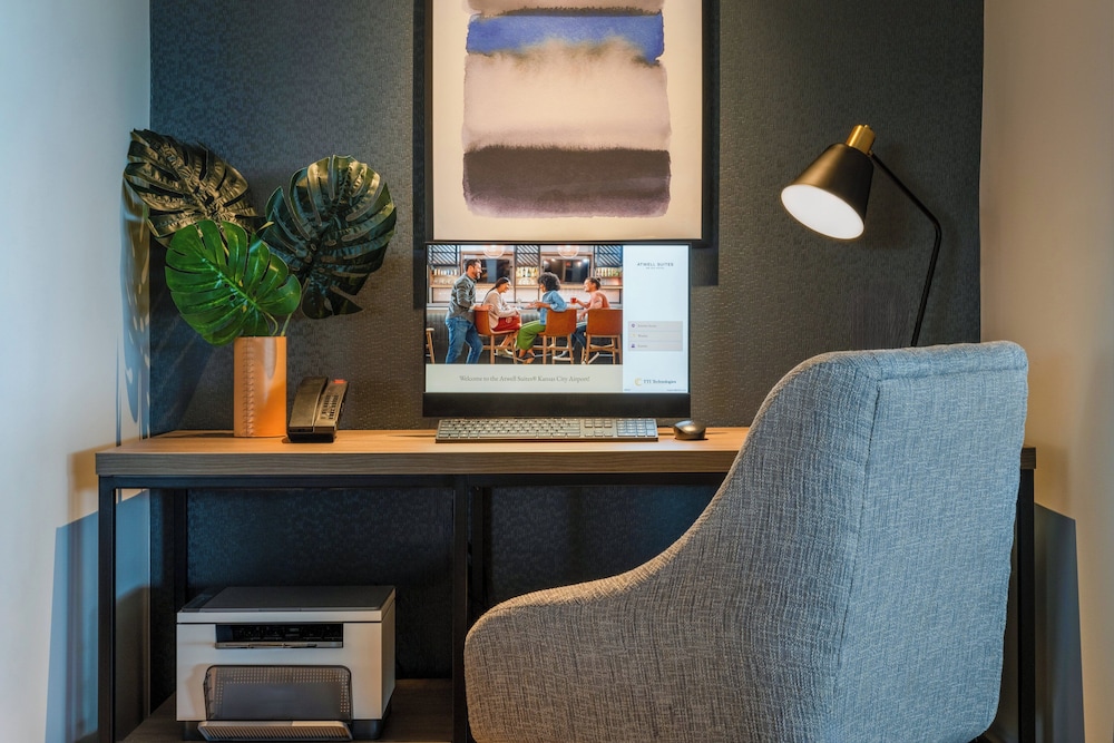 atwell suites kansas city airport an ihg hotel