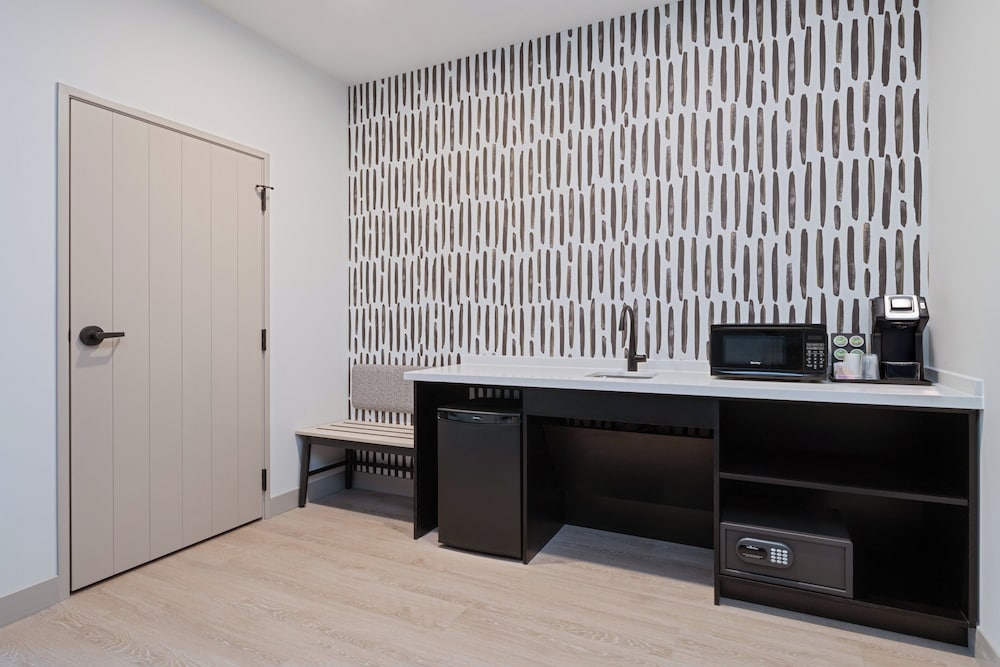 atwell suites kansas city airport an ihg hotel