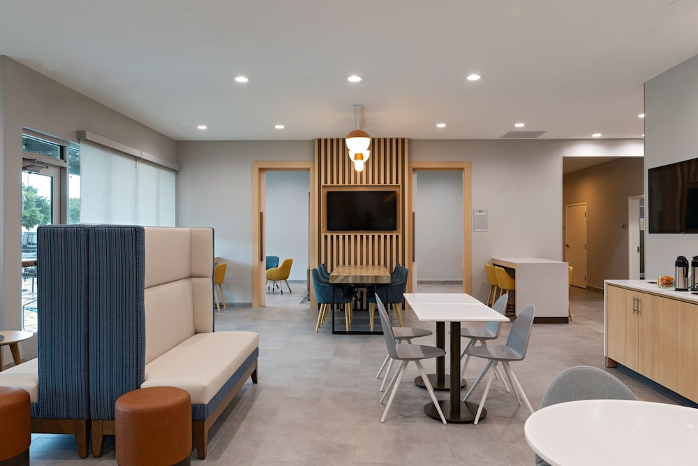 towneplace suites stafford sugar land