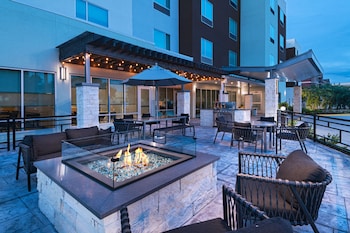 towneplace suites stafford sugar land
