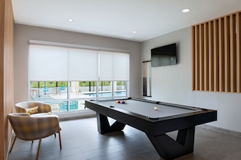 towneplace suites stafford sugar land