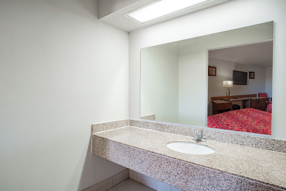 southern inn walterboro i95 by oyo