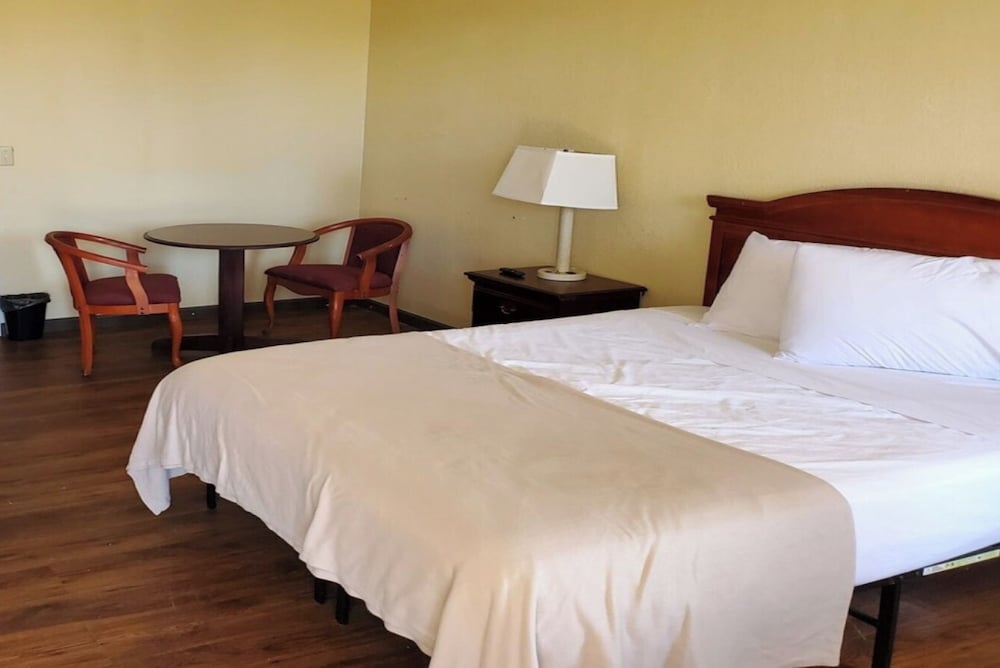 hotel vienna i 75 by oyo