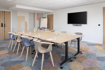 hampton by hilton paris charles de gaulle airport