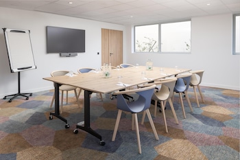 hampton by hilton paris charles de gaulle airport
