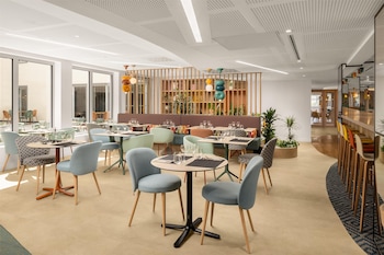 hampton by hilton paris charles de gaulle airport