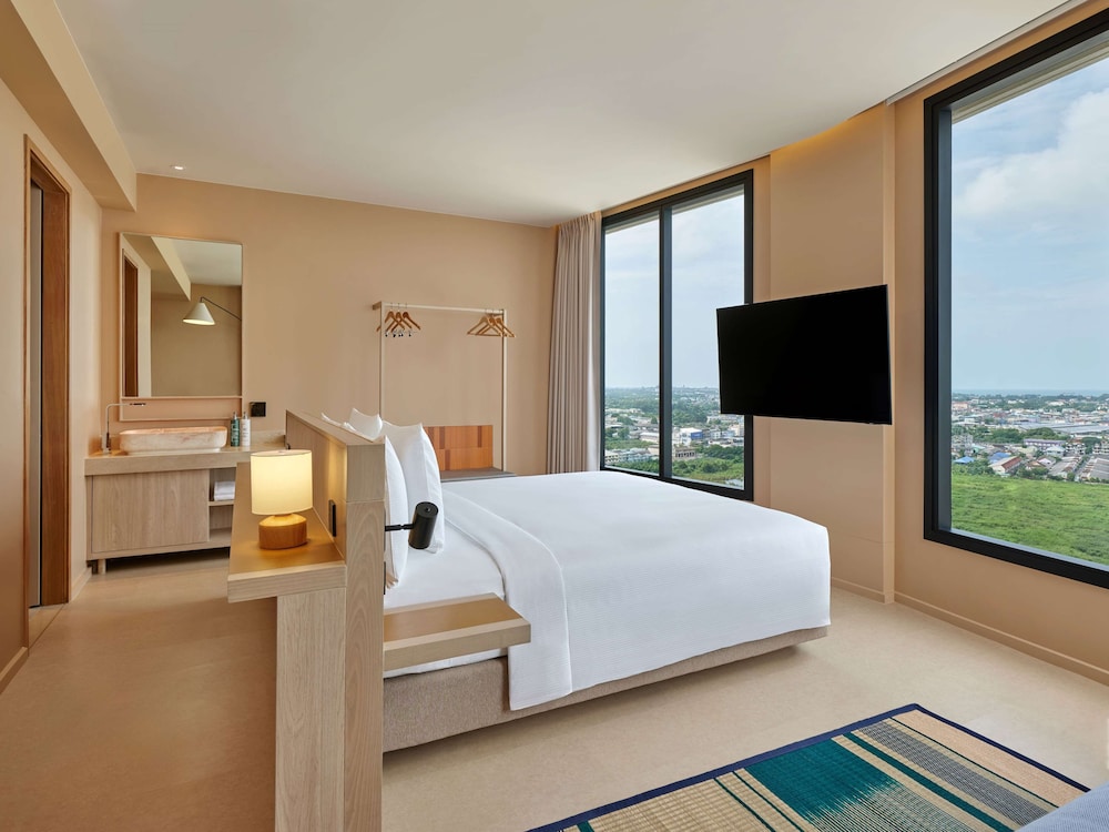 hilton garden inn rayong