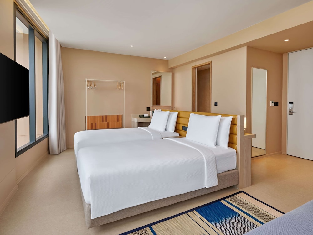 hilton garden inn rayong