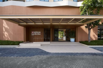 hilton garden inn rayong