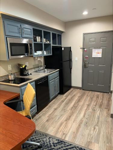 Candlewood Suites Lax Hawthorne By Ihg,El Camino Village>>California,3 star