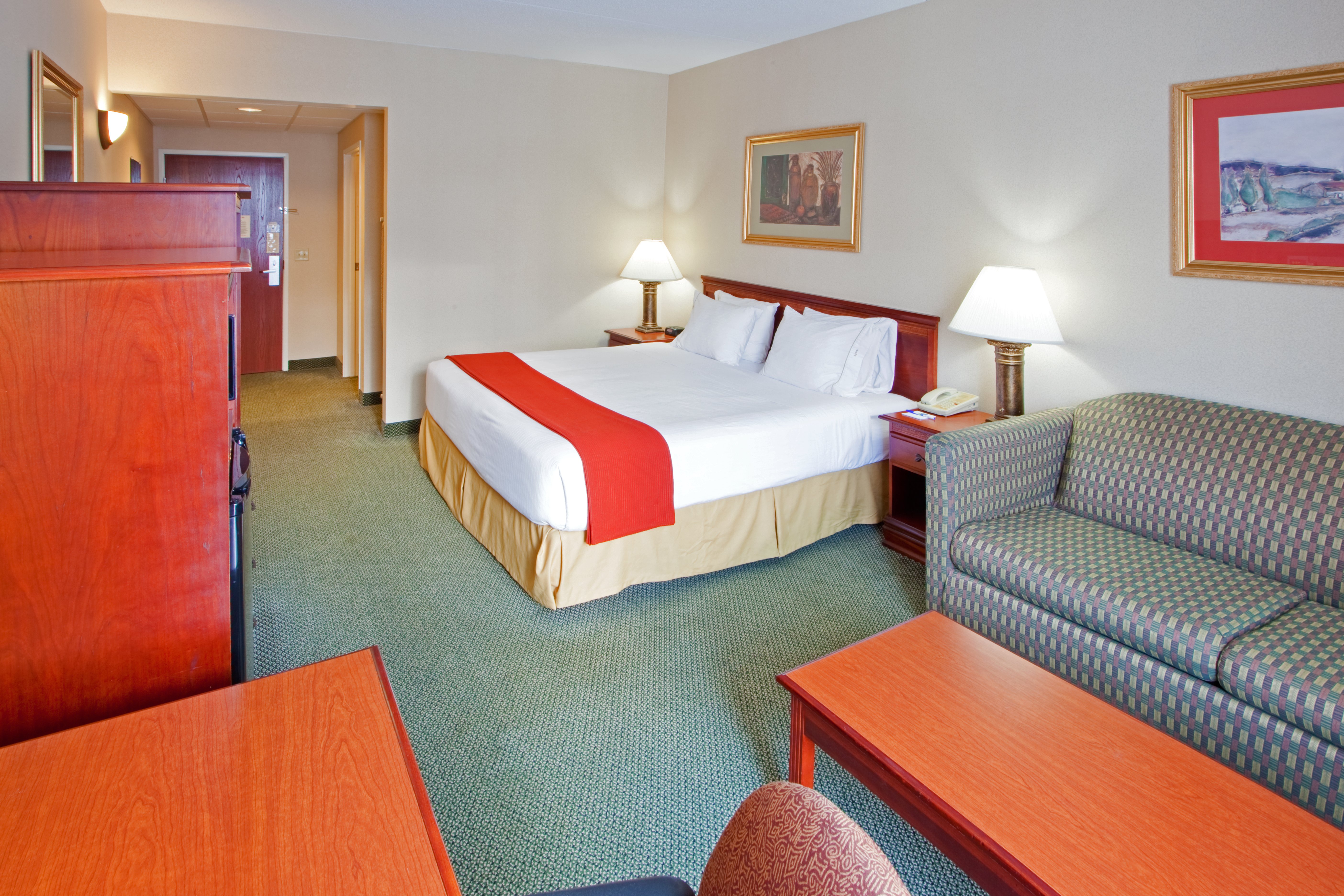 holiday inn express hanover by ihg