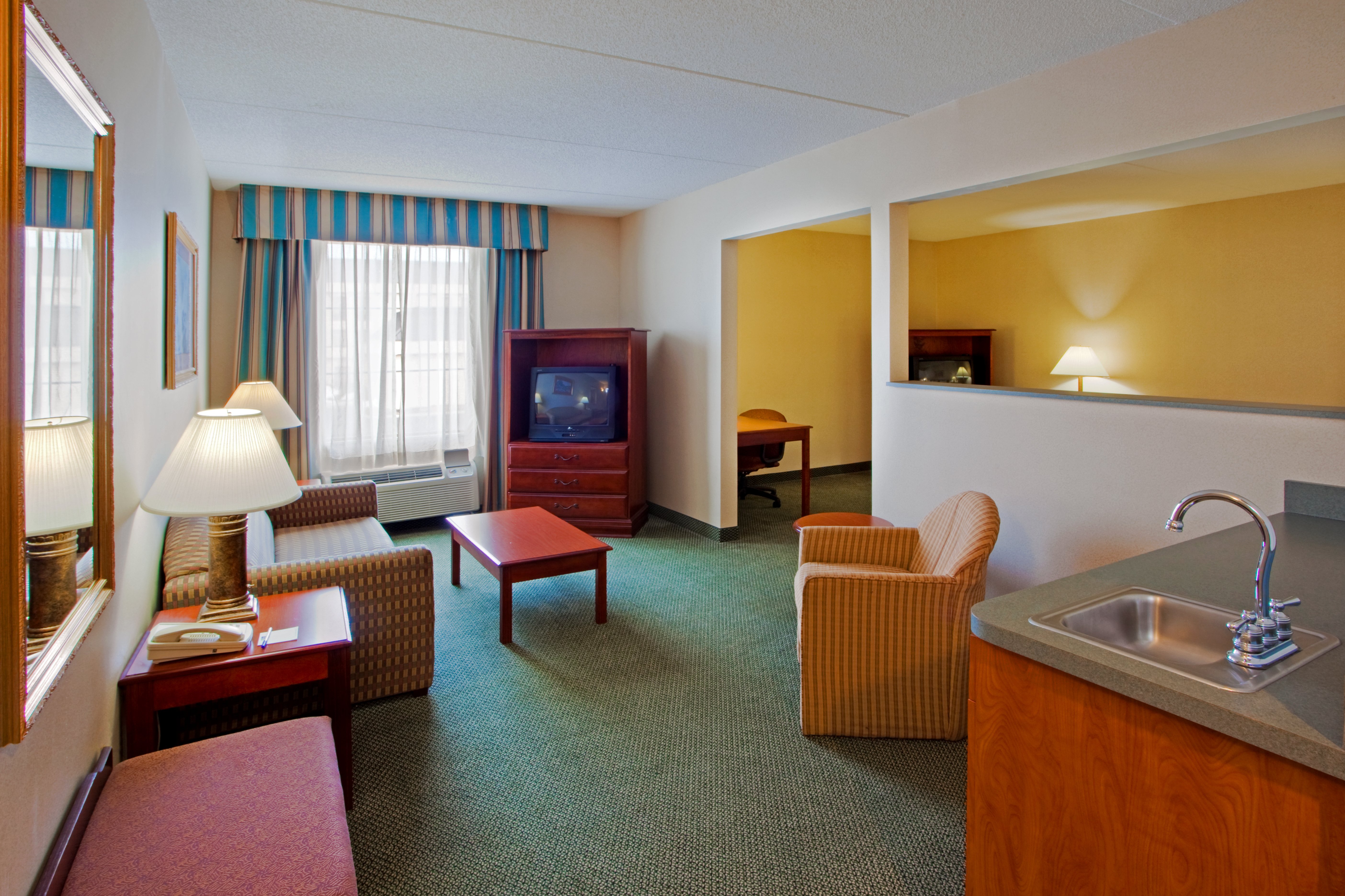 holiday inn express hanover by ihg