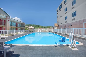 Microtel Inn & Suites By Wyndham Harrisonburg,Virginia>>Harrisonburg,2 star