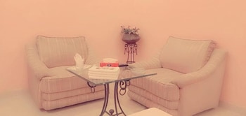 hotel versa apartment and lodges lahore