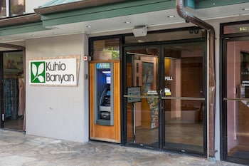 Kuhio Banyan Club,Honolulu>>Hawaii,2 star