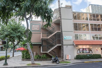 Kuhio Banyan Club,Honolulu>>Hawaii,2 star