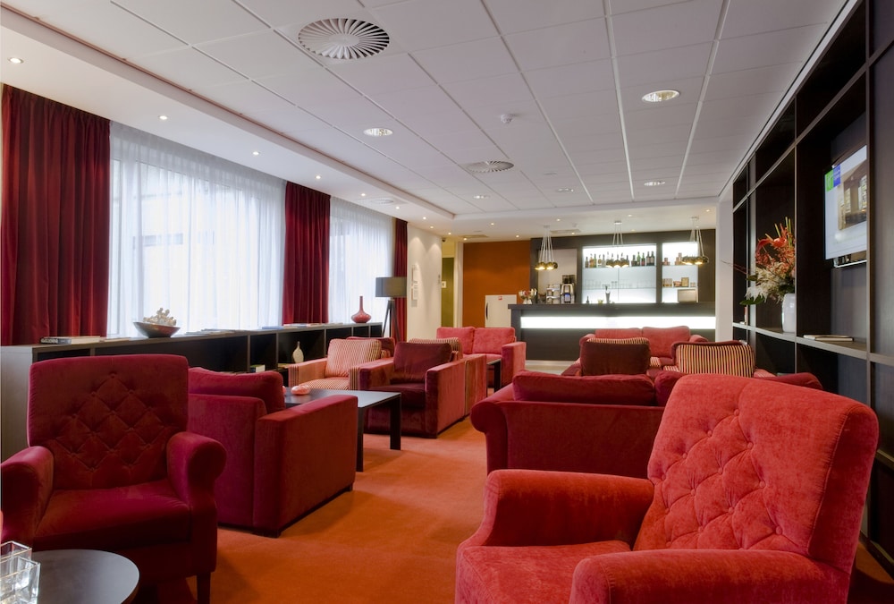 holiday inn express amsterdam schiphol by ihg