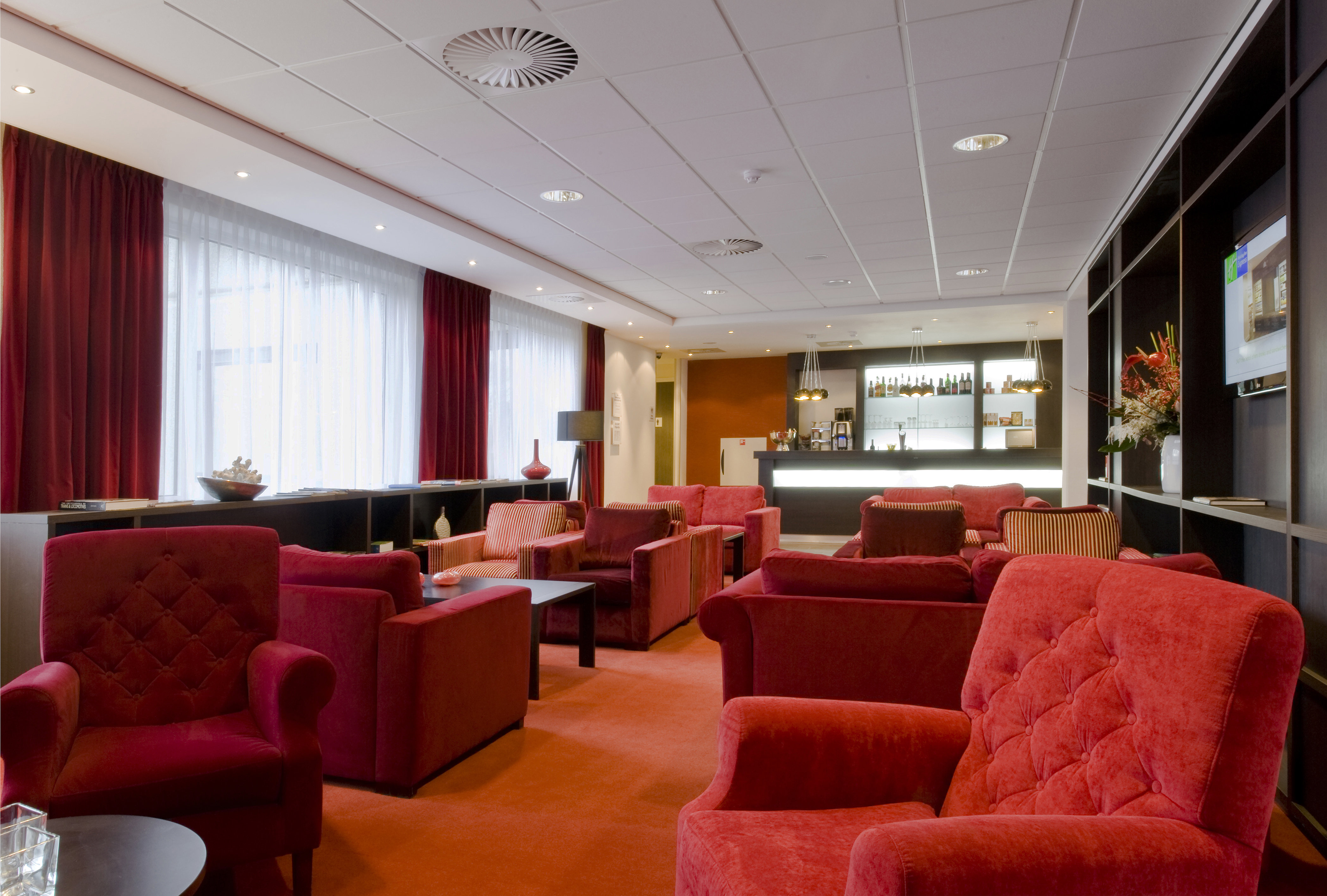 holiday inn express amsterdam schiphol by ihg