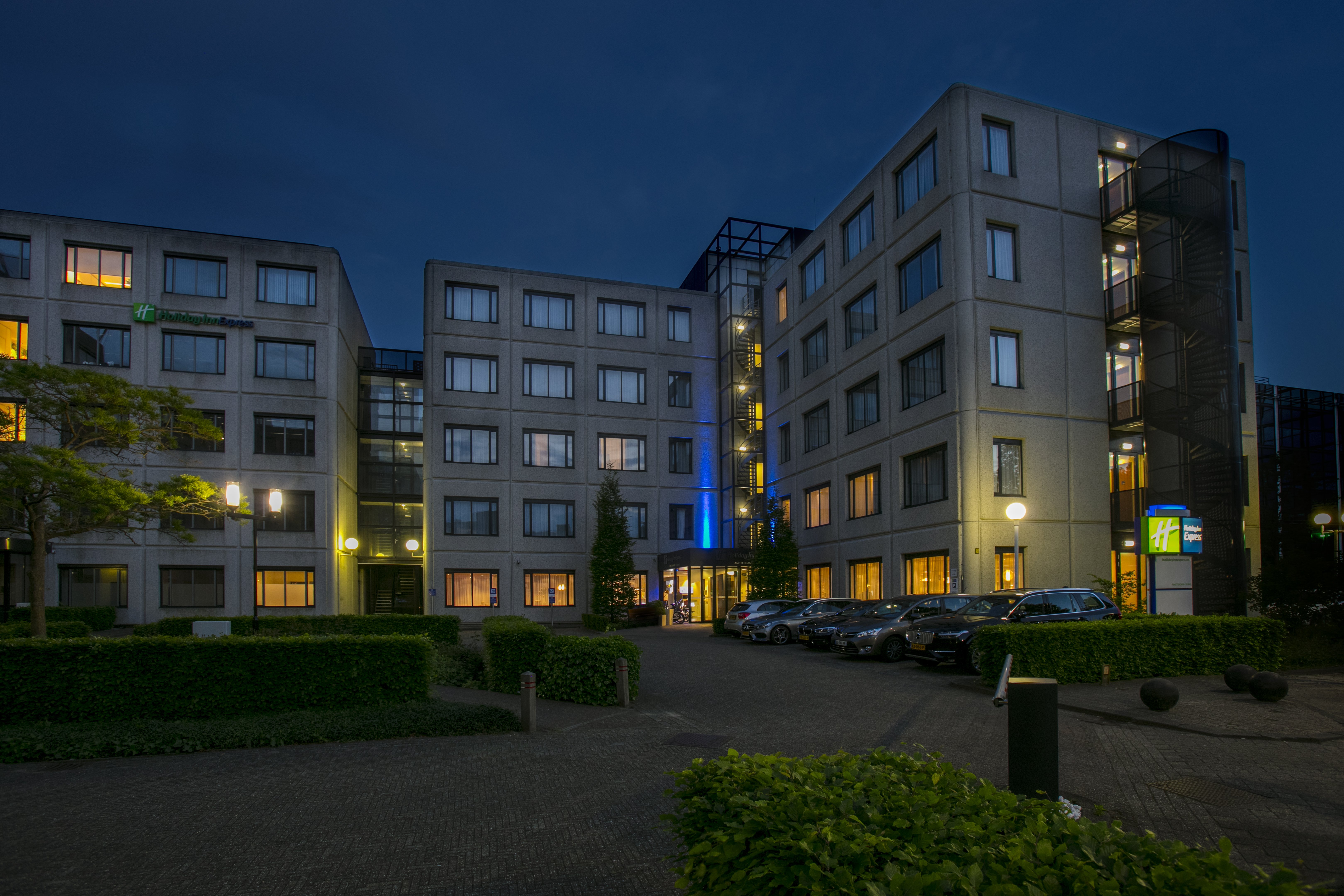 holiday inn express amsterdam schiphol by ihg