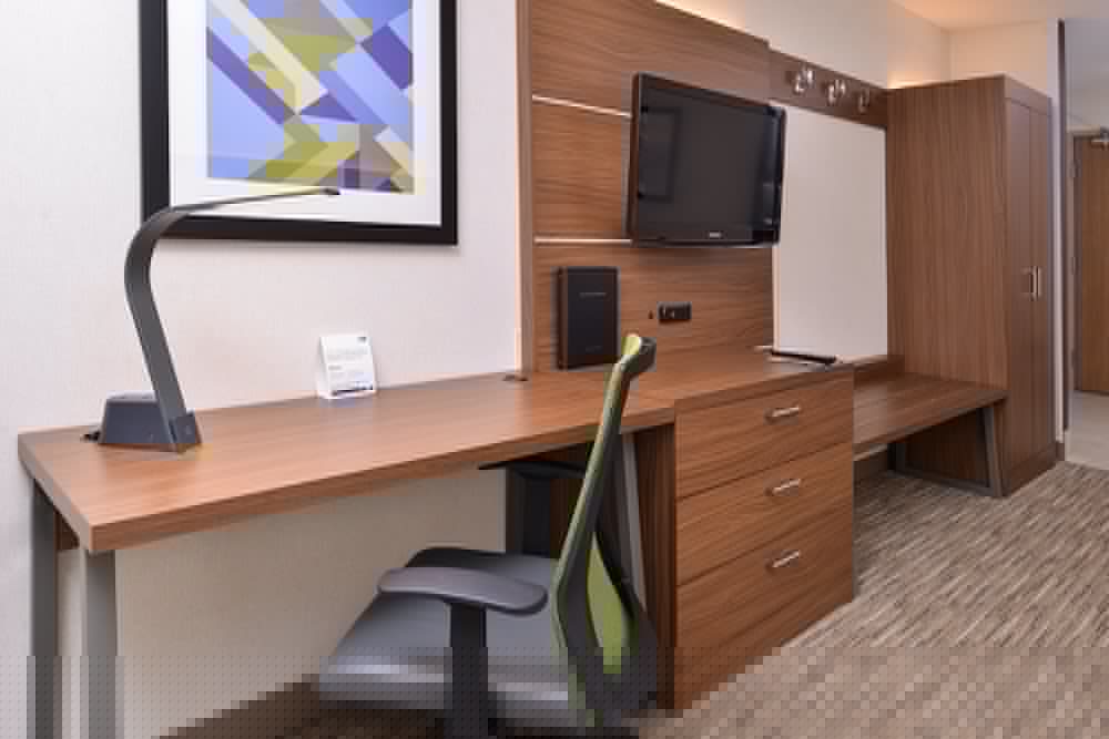 holiday inn express and suites lacey
