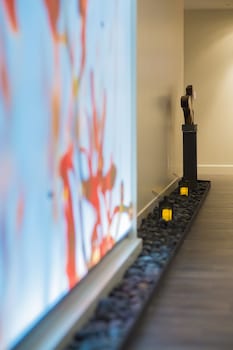 outrigger honua kai resort and spa