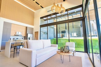 epic tamarindo boutique hotel