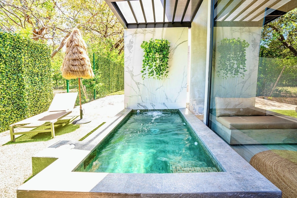 epic tamarindo boutique hotel