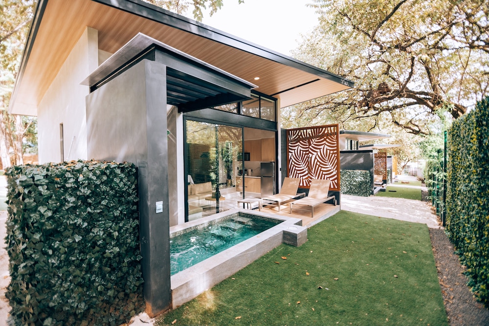 epic tamarindo boutique hotel