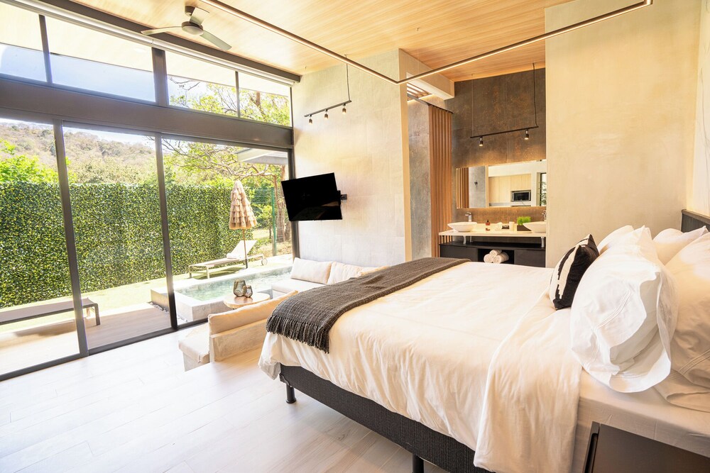 epic tamarindo boutique hotel