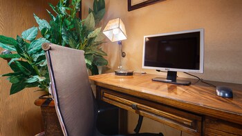 best western laramie inn and suites