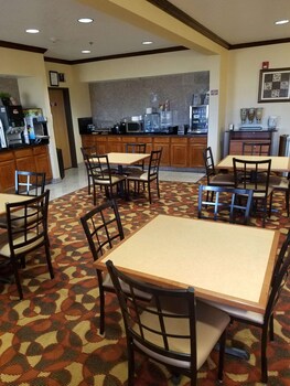 best western laramie inn and suites