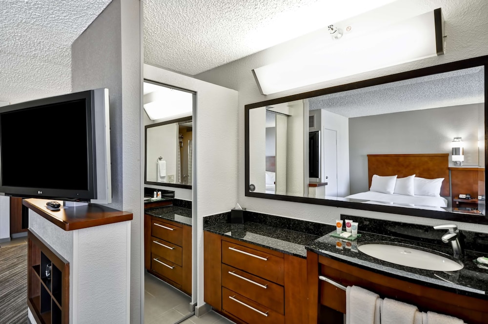 hyatt place las vegas