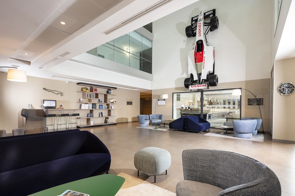 grand prix hotel and restaurant