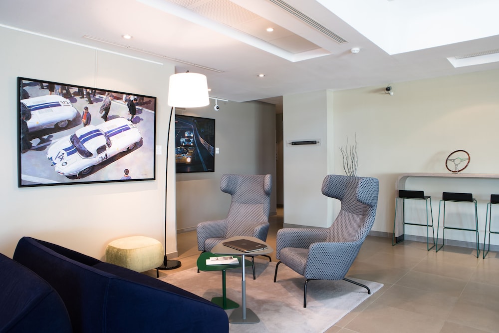 grand prix hotel and restaurant