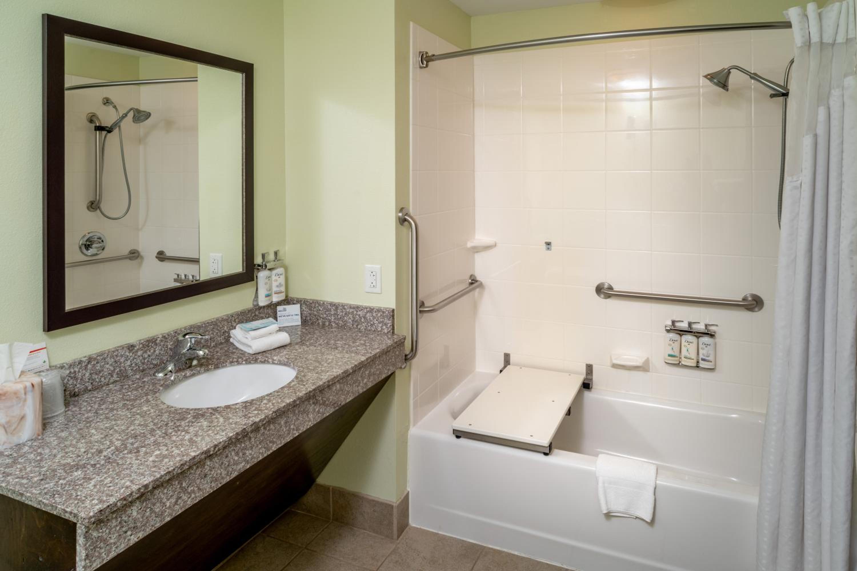 holiday inn express and suites lebanon by ihg