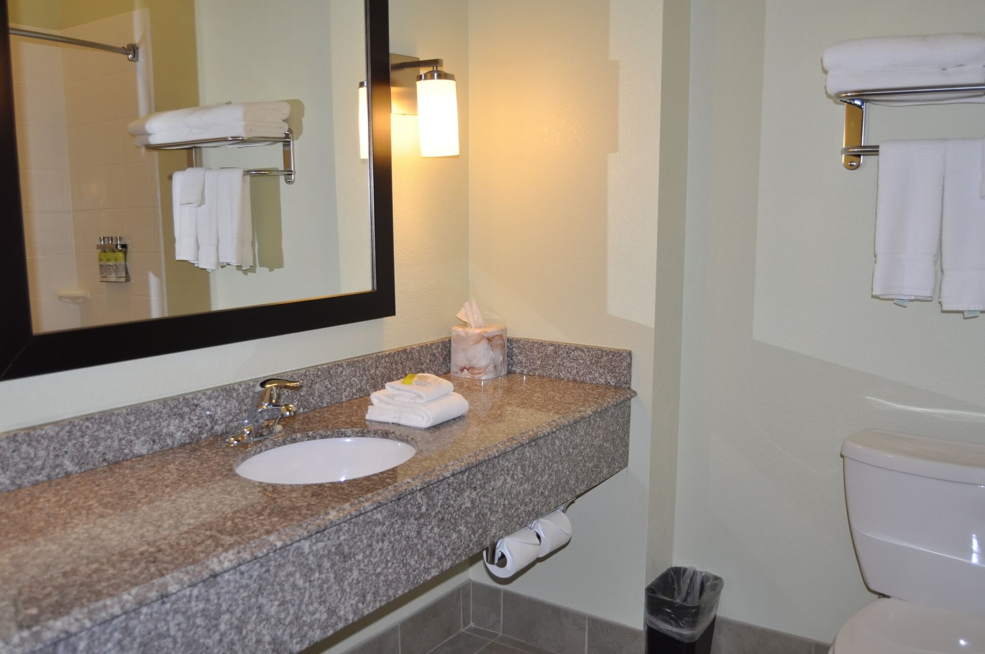 holiday inn express and suites lebanon by ihg