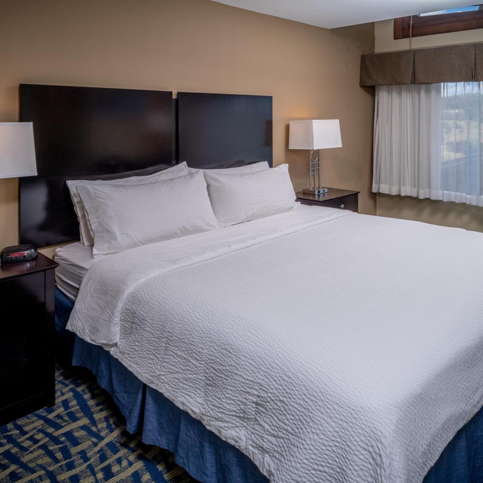 holiday inn express and suites lebanon by ihg