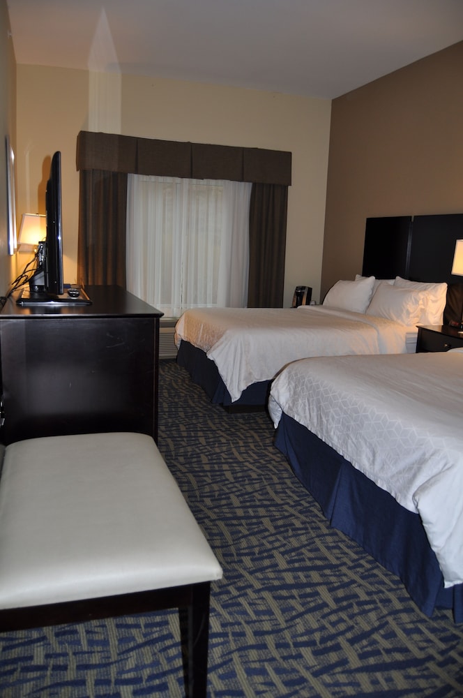 holiday inn express and suites lebanon by ihg