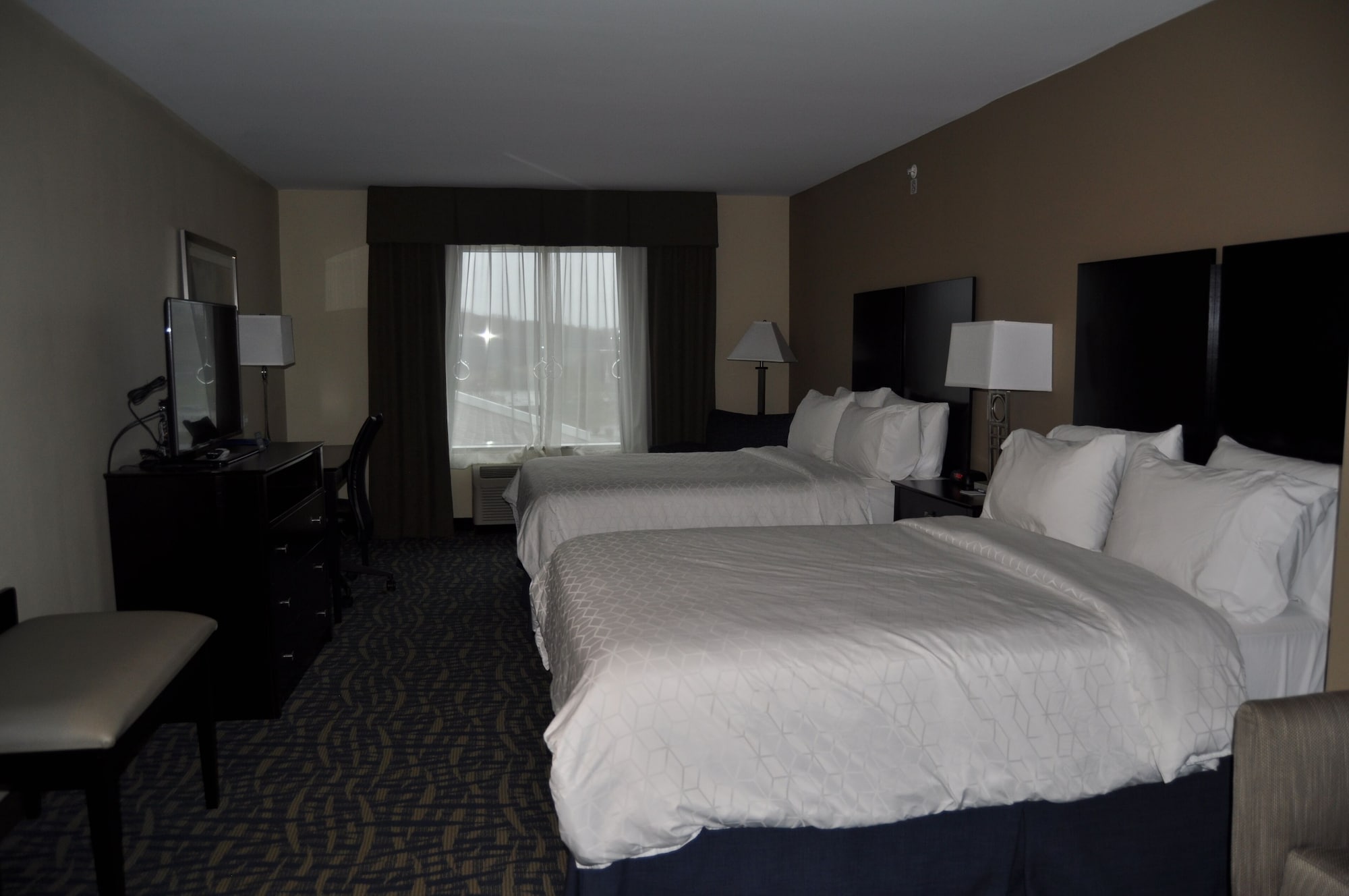 holiday inn express and suites lebanon by ihg