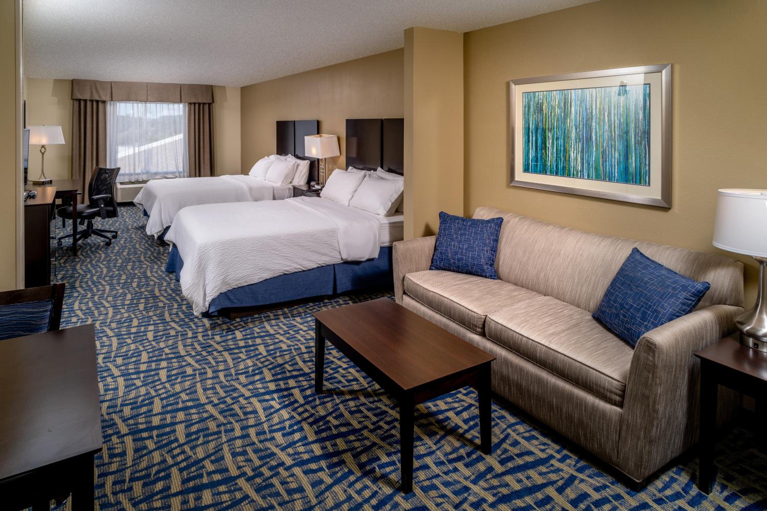 holiday inn express and suites lebanon by ihg