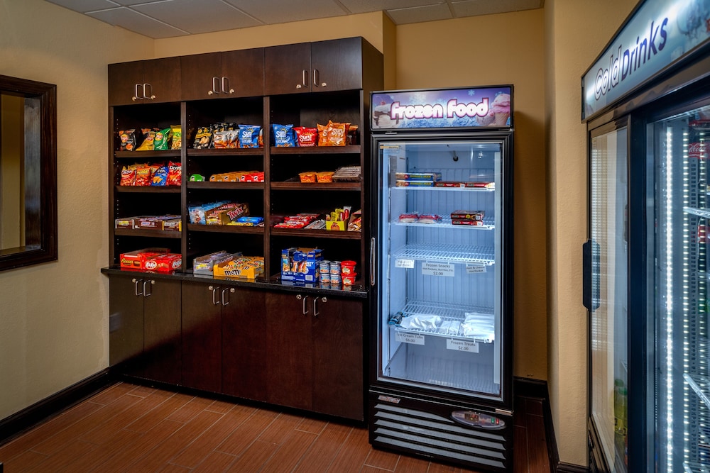 holiday inn express and suites lebanon by ihg